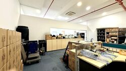 One Pemimpin (D20), Factory #637662351